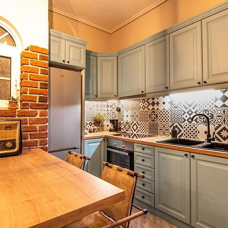 Vintage Apartment In Athens-Zografou Eksteriør billede
